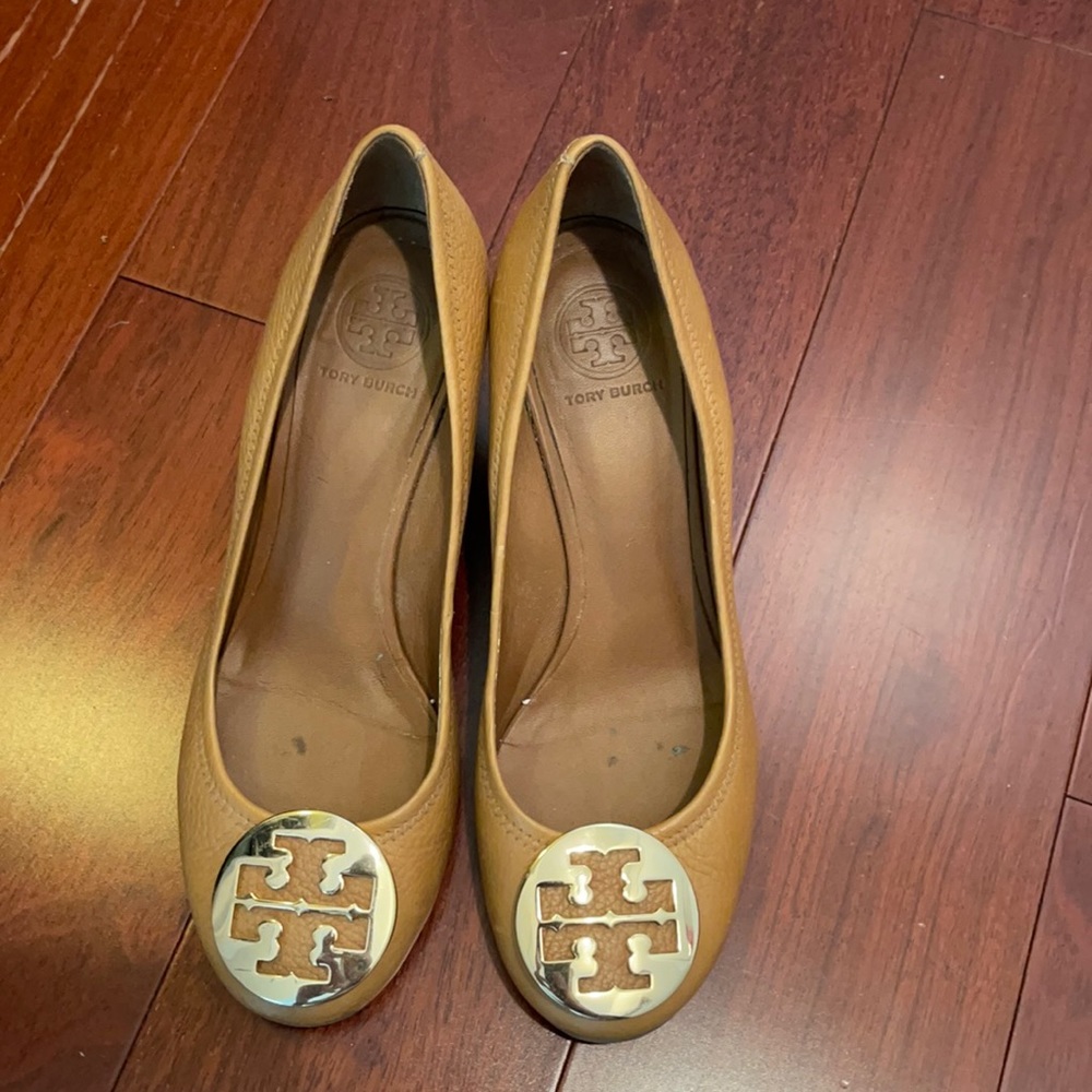 Camel Tory Burch wedge heel